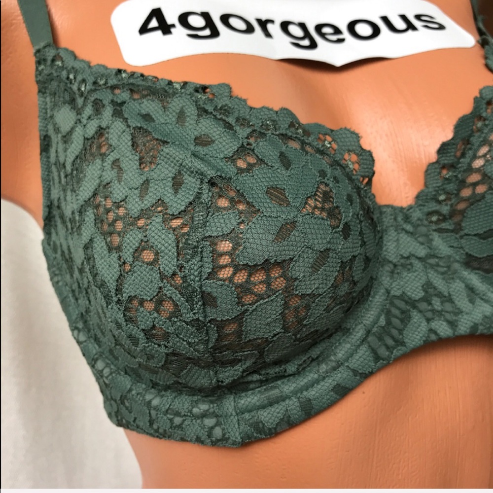 Victoria’s Secret 38,36,34 BODY BY VICTORIA PUSH UP UNLINED BRA ARMY - Picture 3 of 7